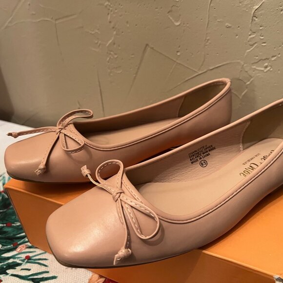 NEW Women's Chase + Chloe "Charlotte" Nude Ballet Flats with Bows - Size 6.5 - Picture 3 of 4